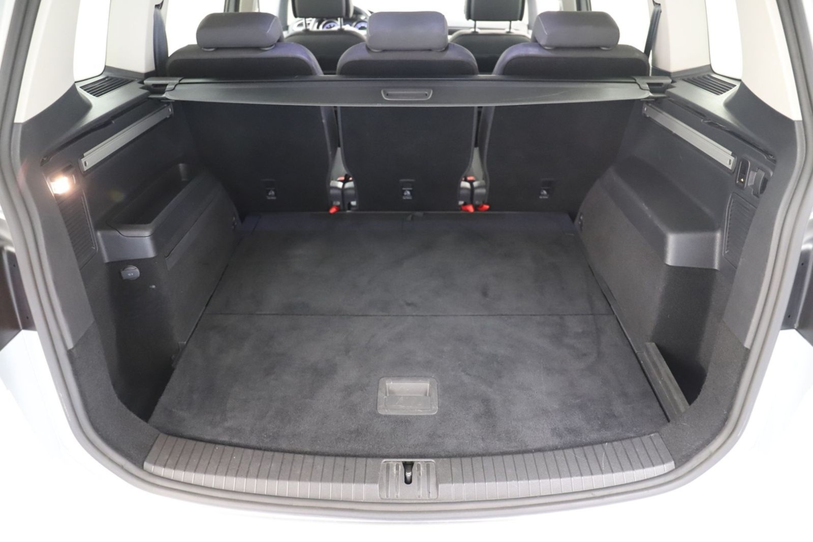 Volkswagen Touran 1.4TSI 150PS DSG Highline AHK ACC Navi foto 48