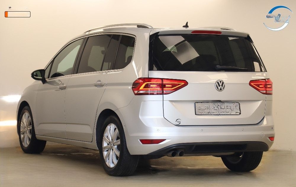 Volkswagen Touran 1.4TSI 150PS DSG Highline AHK ACC Navi foto 6
