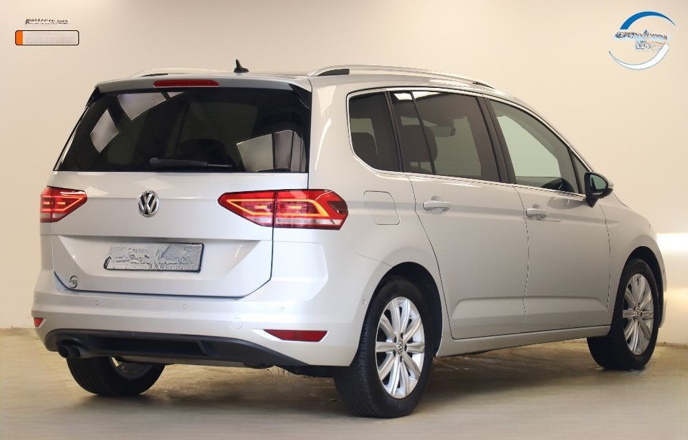 Volkswagen Touran 1.4TSI 150PS DSG Highline AHK ACC Navi foto 8