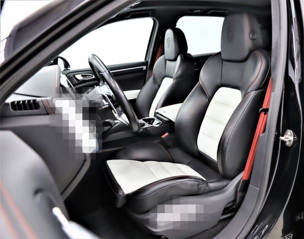 Porsche Cayenne 4.8 V8 570PS Turbo S Chrono Pano Keramik foto 11