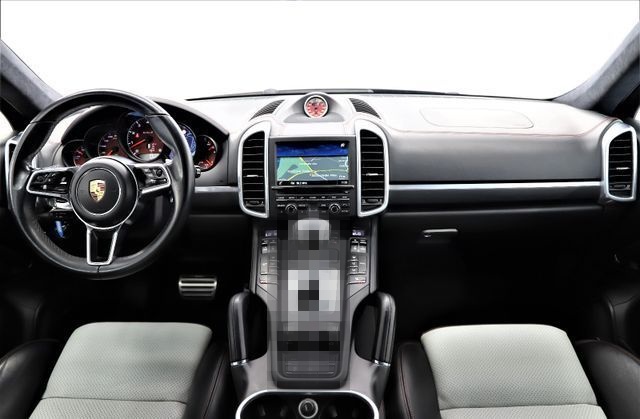 Porsche Cayenne 4.8 V8 570PS Turbo S Chrono Pano Keramik foto 12