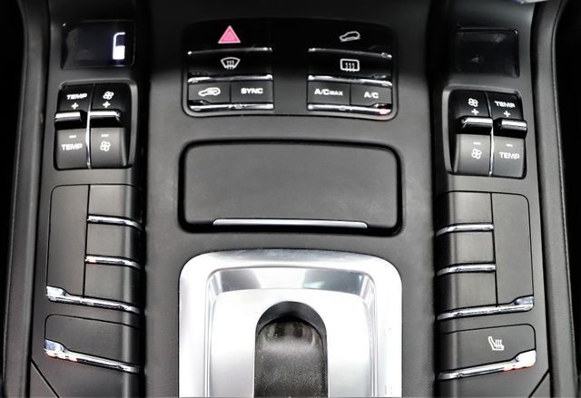 Porsche Cayenne 4.8 V8 570PS Turbo S Chrono Pano Keramik foto 23