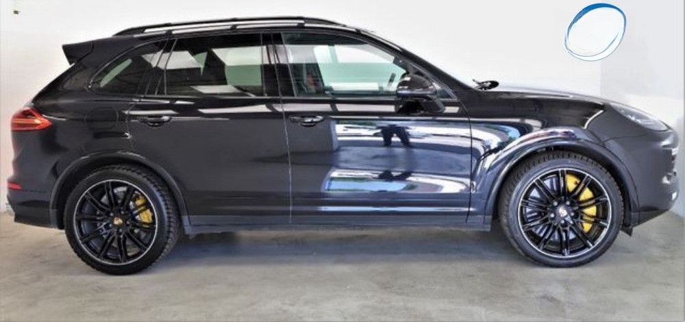 Porsche Cayenne 4.8 V8 570PS Turbo S Chrono Pano Keramik foto 4