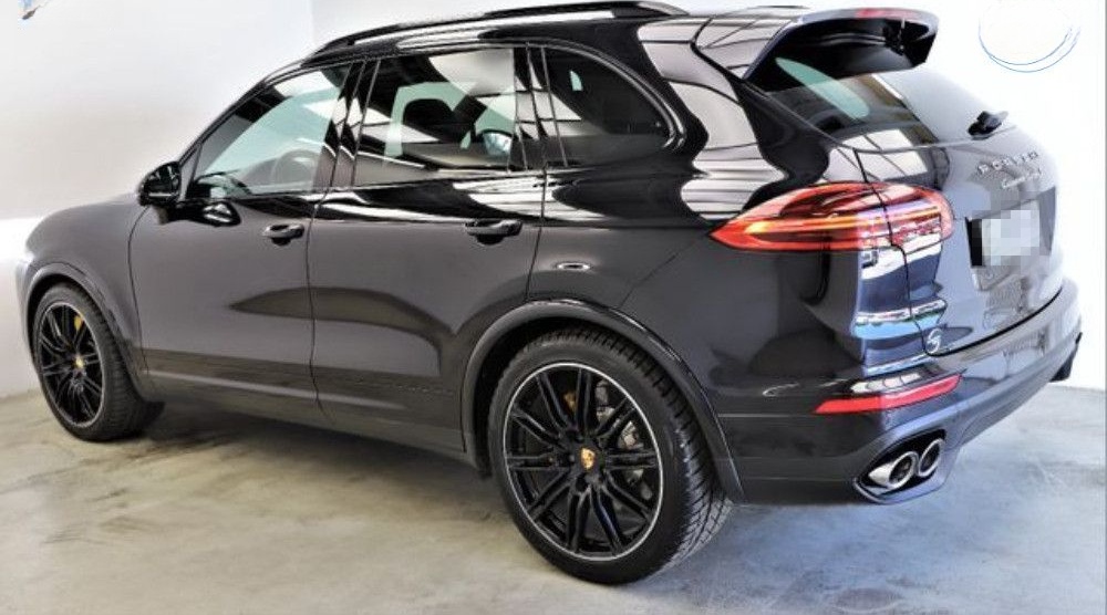 Porsche Cayenne 4.8 V8 570PS Turbo S Chrono Pano Keramik foto 6