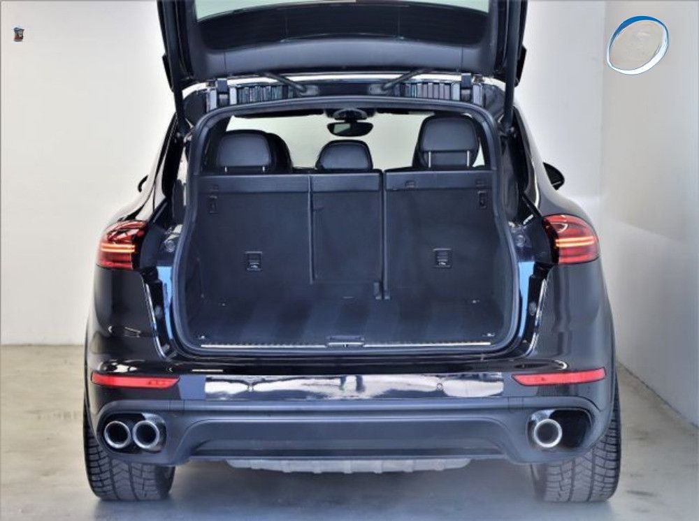 Porsche Cayenne 4.8 V8 570PS Turbo S Chrono Pano Keramik foto 8