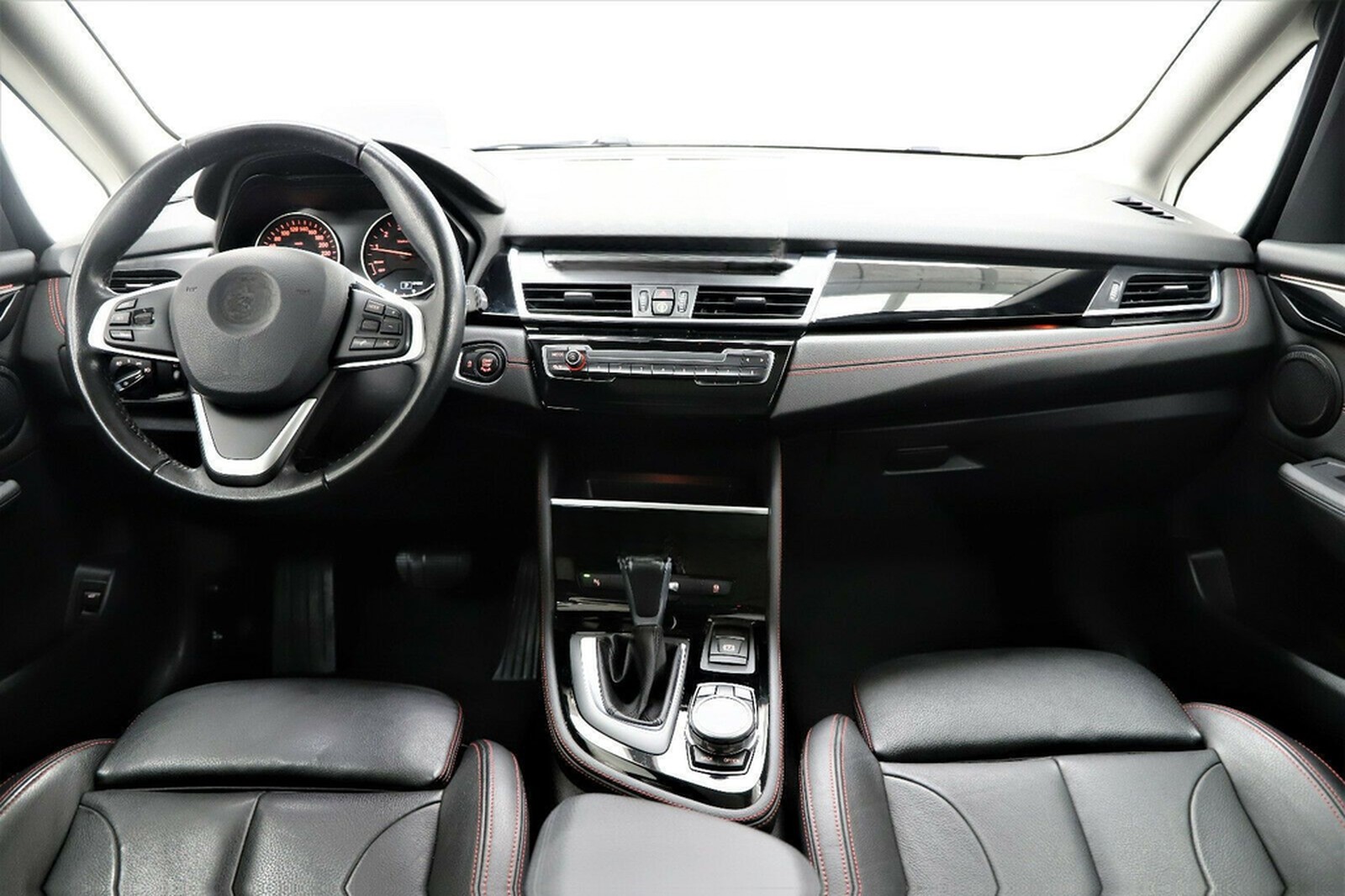 BMW 220i Gran Tourer 192 PS Sport Line Pano Navi HUD foto 9