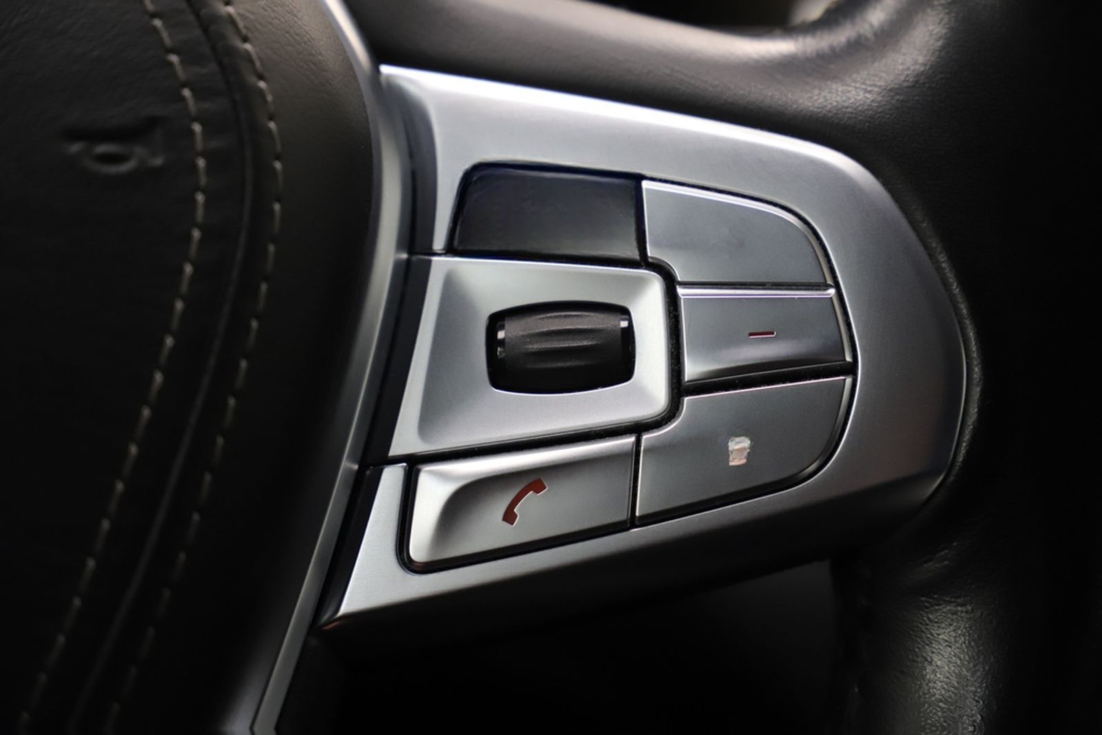 BMW 730d 265PS M Sport Laser Massage HUD ACC 360°  foto 29
