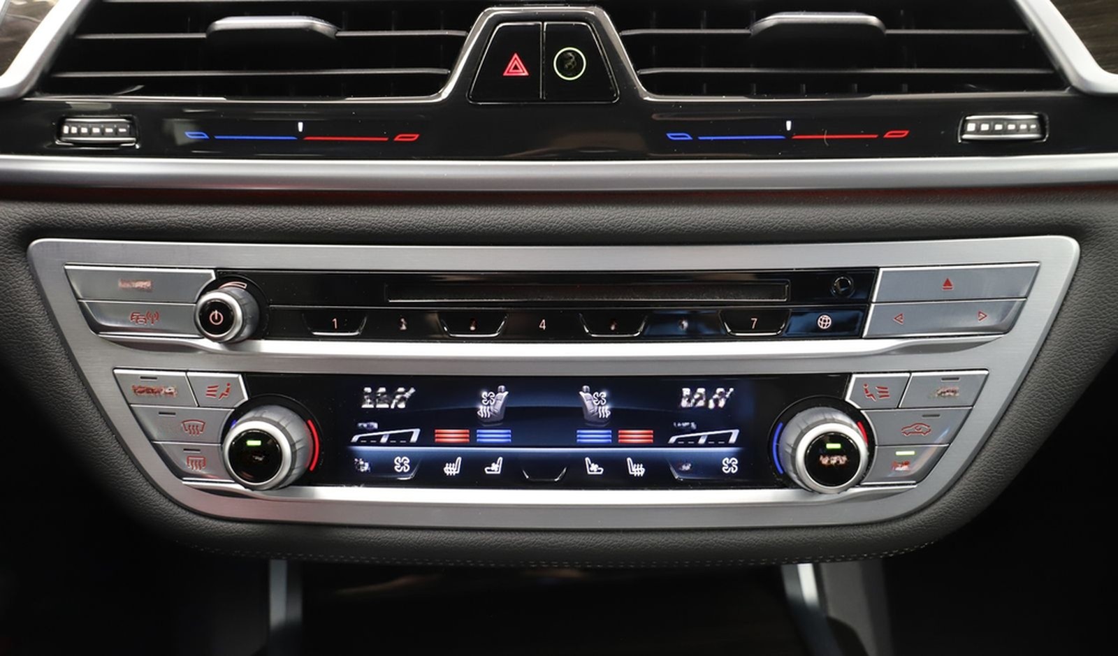 BMW 730d 265PS M Sport Laser Massage HUD ACC 360°  foto 37