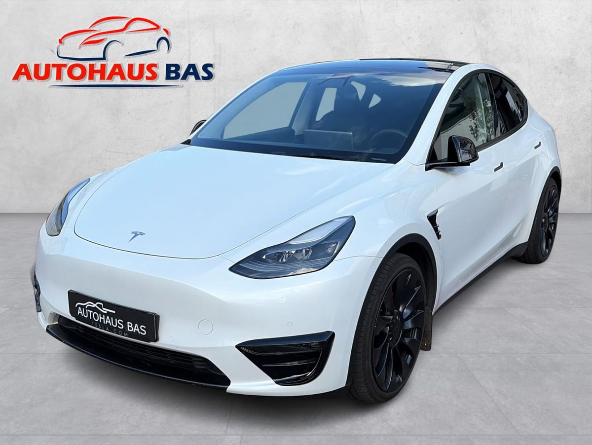 Tesla Model Y Performance Unfallfrei 1.Hand