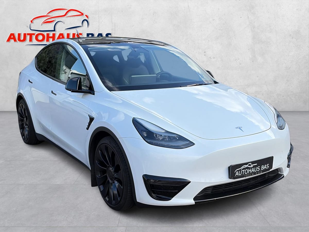 Tesla Model Y Performance Unfallfrei 1.Hand foto 4
