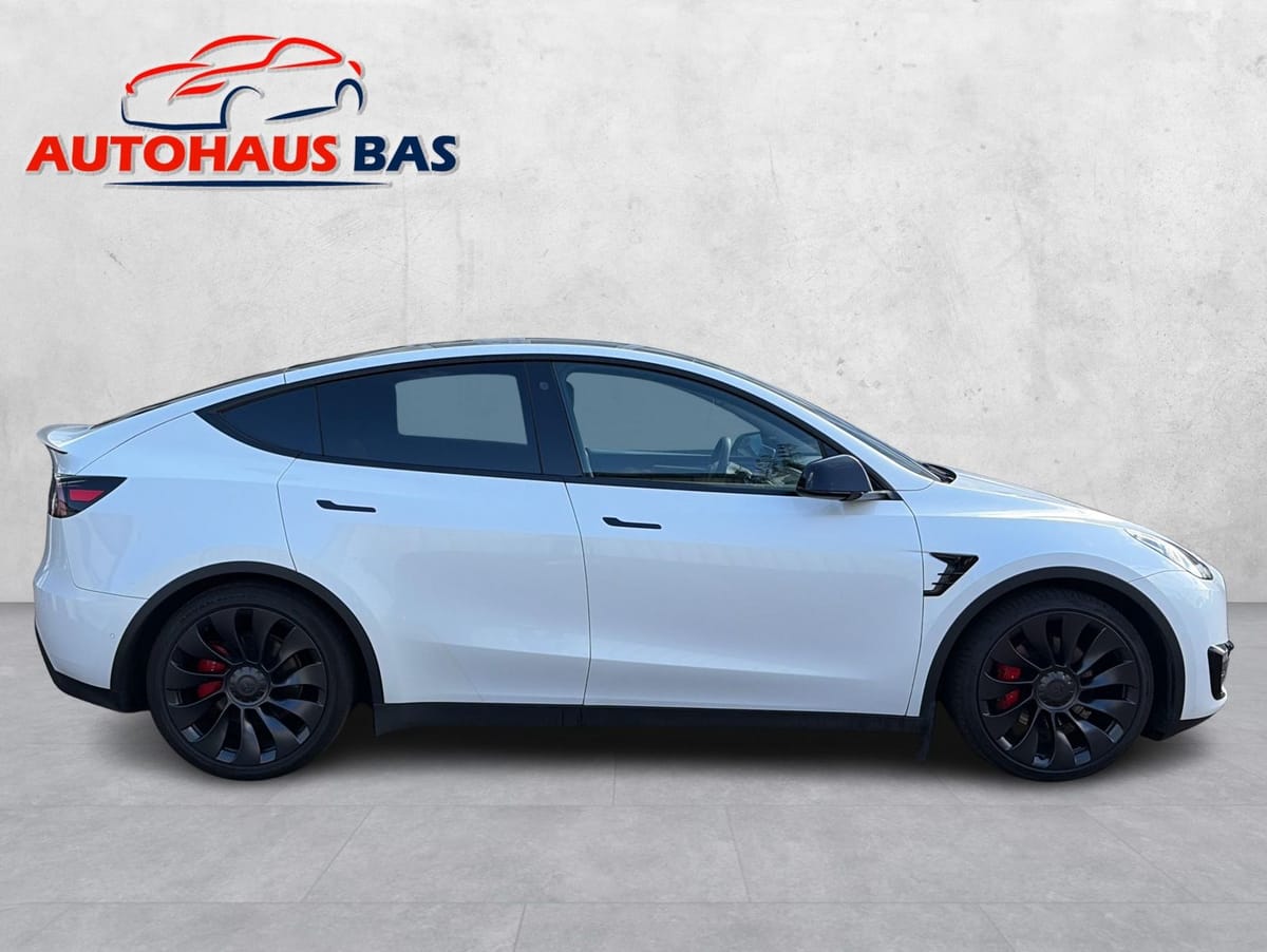 Tesla Model Y Performance Unfallfrei 1.Hand foto 5
