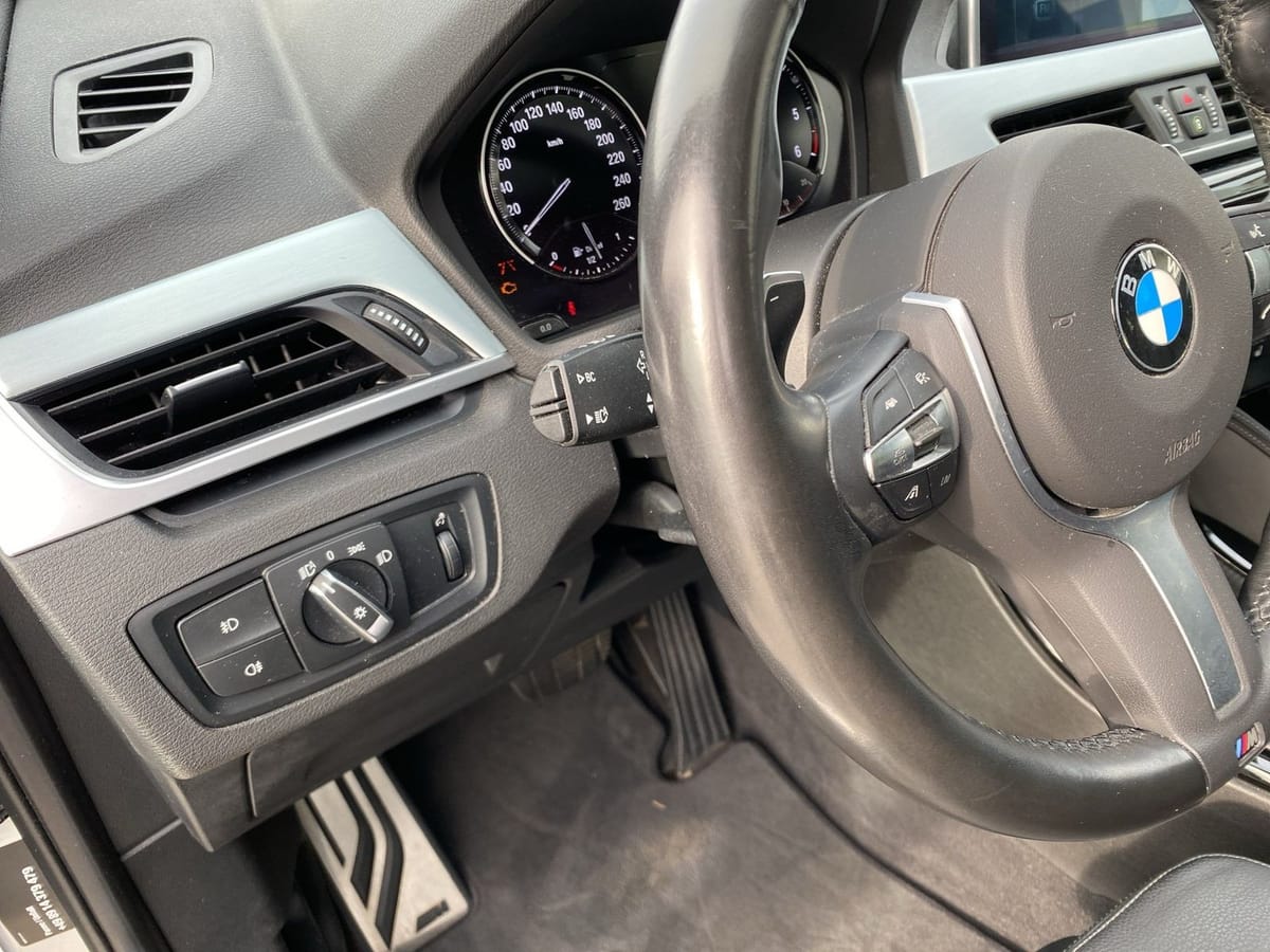 BMW X1 xDrive20d Aut. M-Sport ACC Navi HUD PanoS foto 21