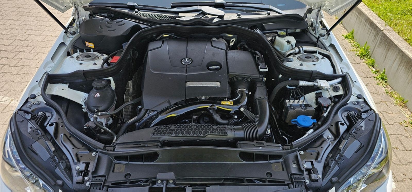 Mercedes-Benz E*200*CGI*Lim.*7G-TRONIC*Avantgarde*LED*SHD* foto 50