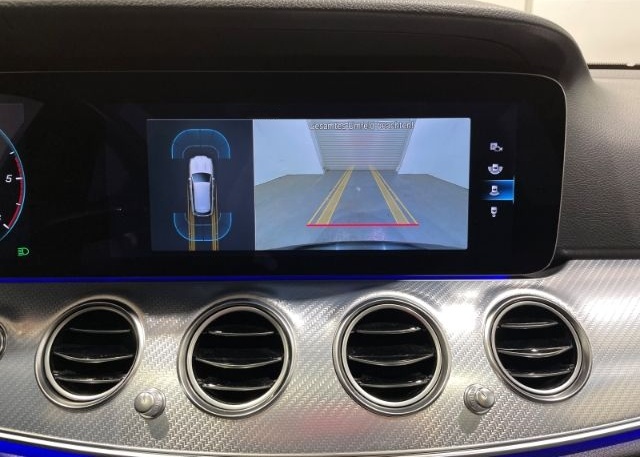 Mercedes-Benz E 220 T d Avantgarde 4Matic EU6d Navi LED ACC Pa foto 23
