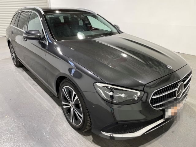 Mercedes-Benz E 220 T d Avantgarde 4Matic EU6d Navi LED ACC Pa foto 4