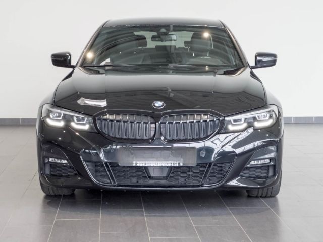 BMW 320 d Limousine M Sport H&K+LED+SHZ+Temp foto 4