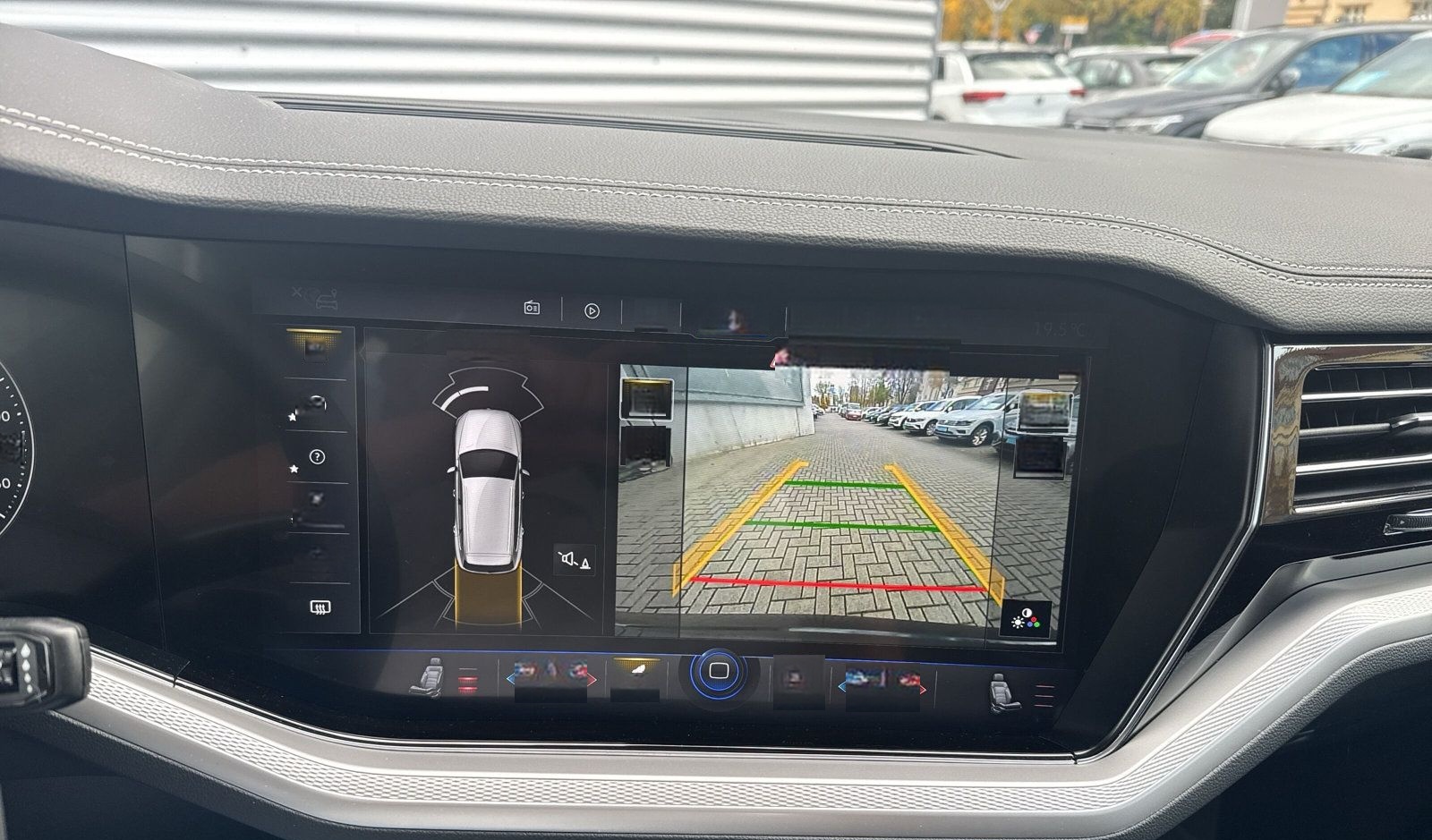 Volkswagen Touareg 3.0 TDI V6 4M STANDHZG ACC KAMERA APP foto 18