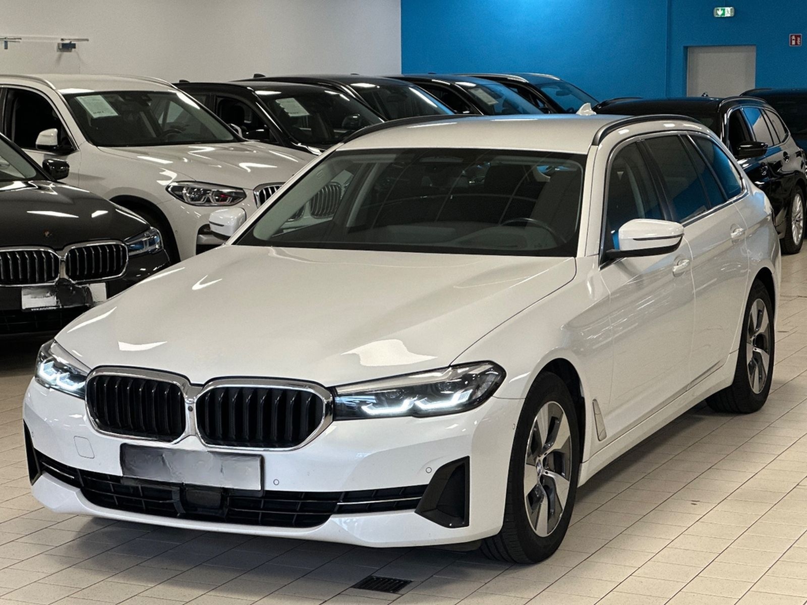 BMW 530d xDrive HUD/Park&DriveAss/SportLederSitze foto 6