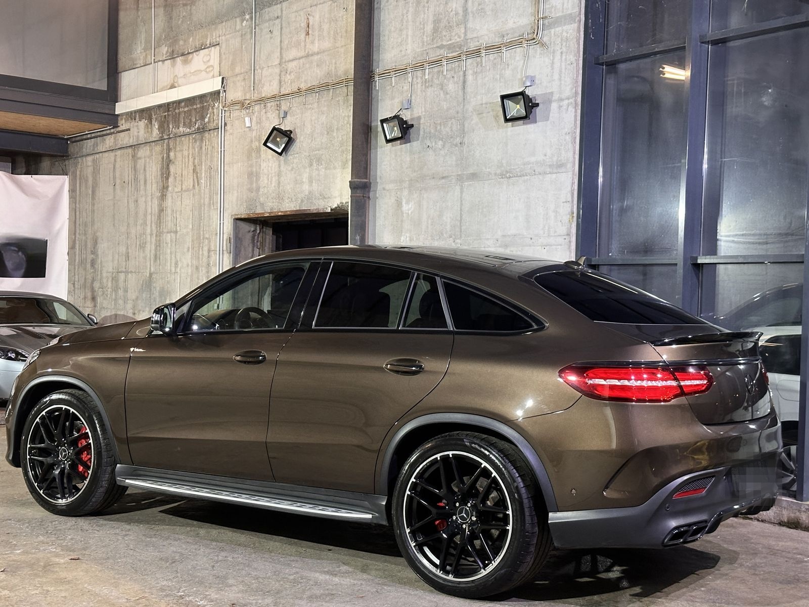 Mercedes-Benz GLE 63 AMG Coupé Night Fond-TV Carbon B&O Pano foto 4