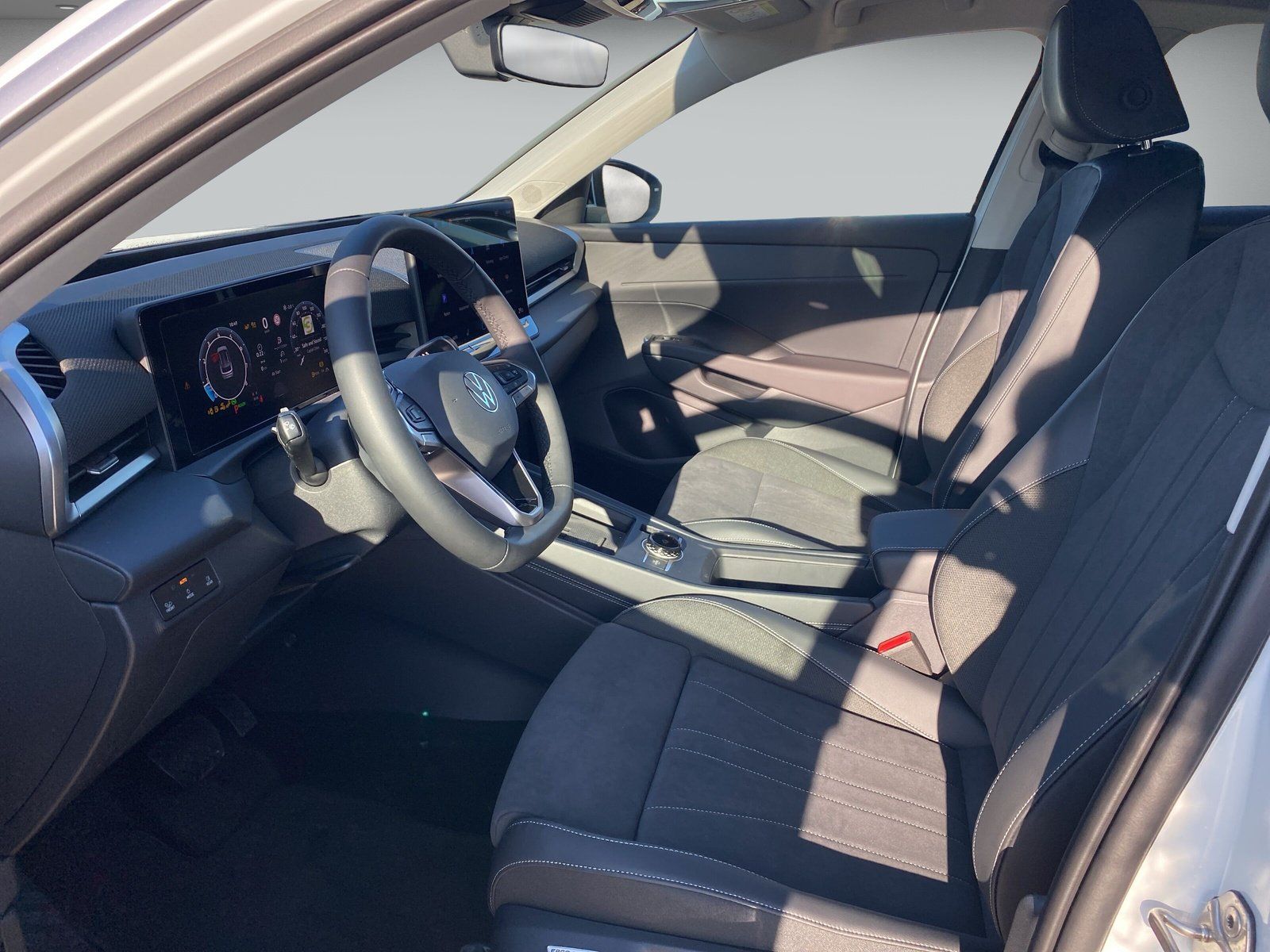 Volkswagen T-Roc Style 1.5 DSG AHK Ganzjahres LED ACC ISOFI foto 11