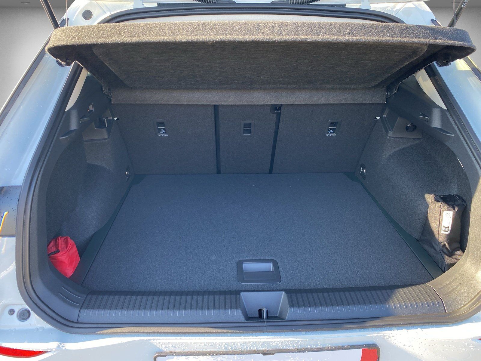 Volkswagen T-Roc Style 1.5 DSG AHK Ganzjahres LED ACC ISOFI foto 14