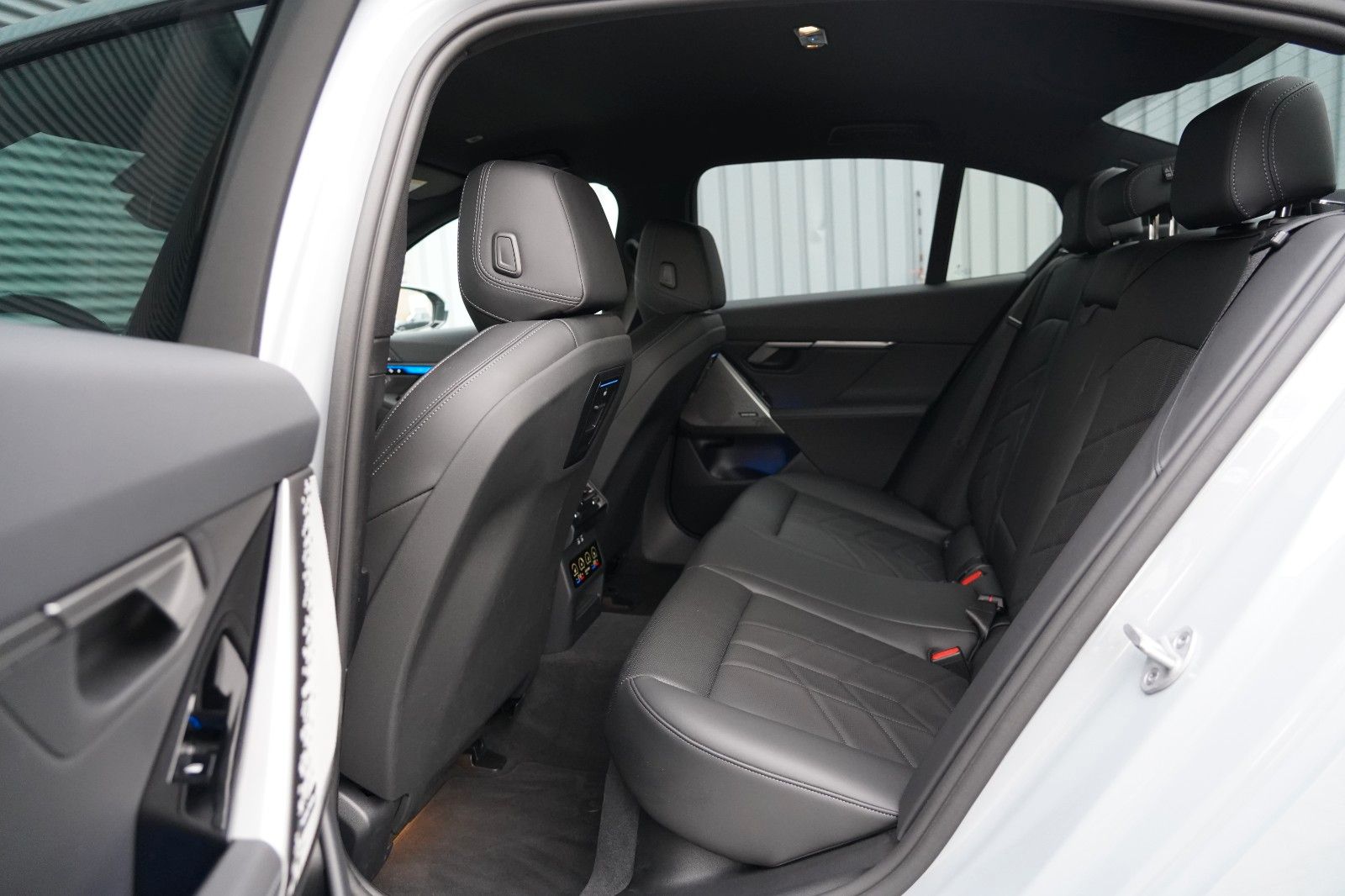 BMW 520d xDrive M Sport ICONIC 360 HUD MEMO H&K KEY foto 19