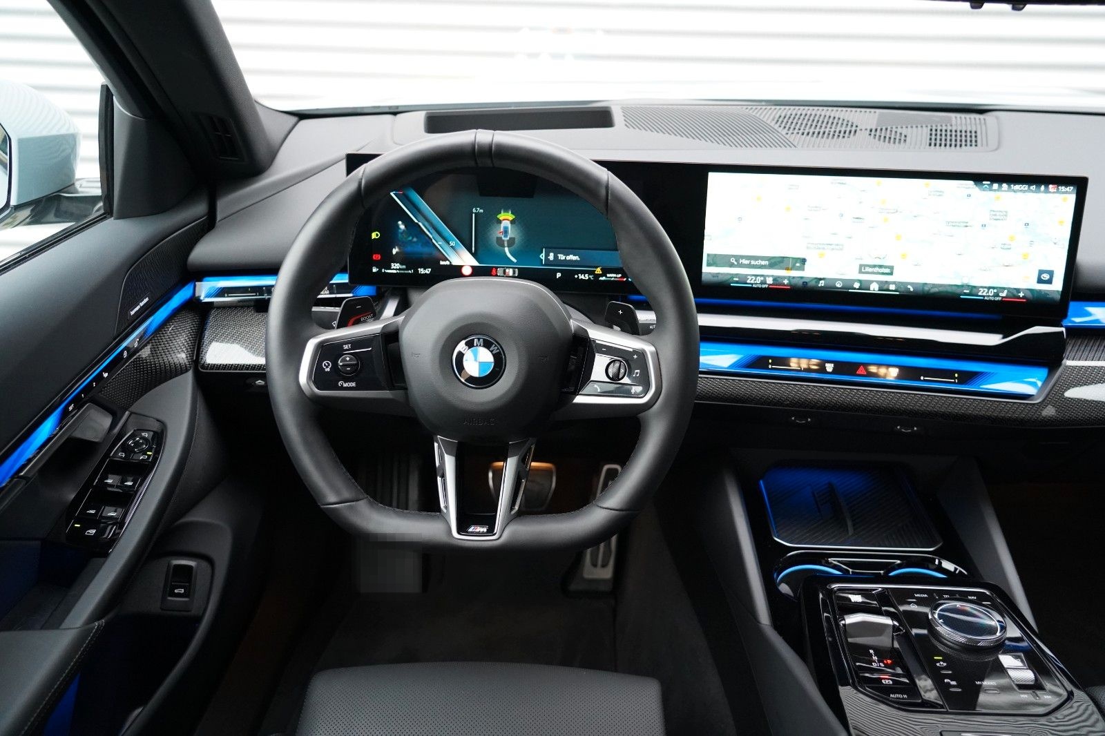 BMW 520d xDrive M Sport ICONIC 360 HUD MEMO H&K KEY foto 23