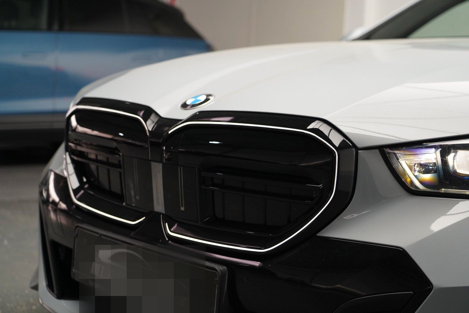 BMW 520d xDrive M Sport ICONIC 360 HUD MEMO H&K KEY foto 8