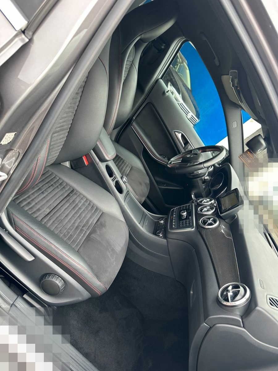 Mercedes-Benz GLA 250 GLA -Klasse 4Matic AMG Line LED / AHK foto 18