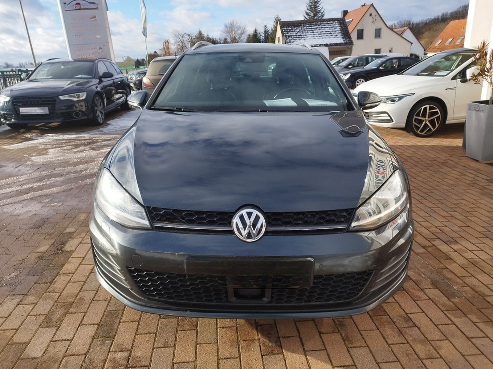 Volkswagen Golf VII Variant GTD BMT foto 2