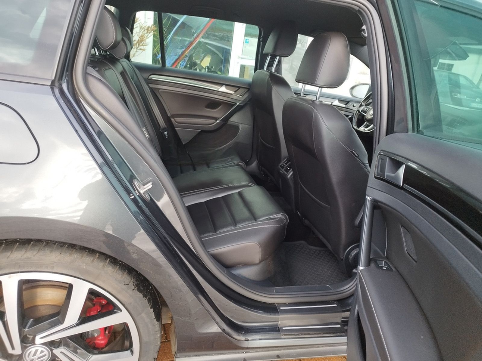 Volkswagen Golf VII Variant GTD BMT foto 16