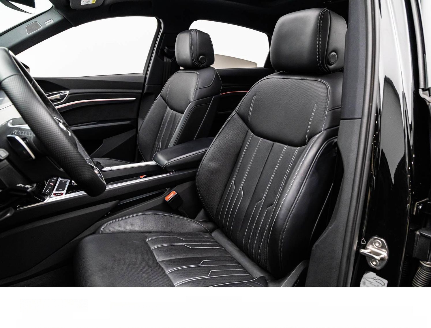 Audi E-TRON SPORTBACK S ALL-BLACK MATRIX/HuD/PANO/360 foto 16