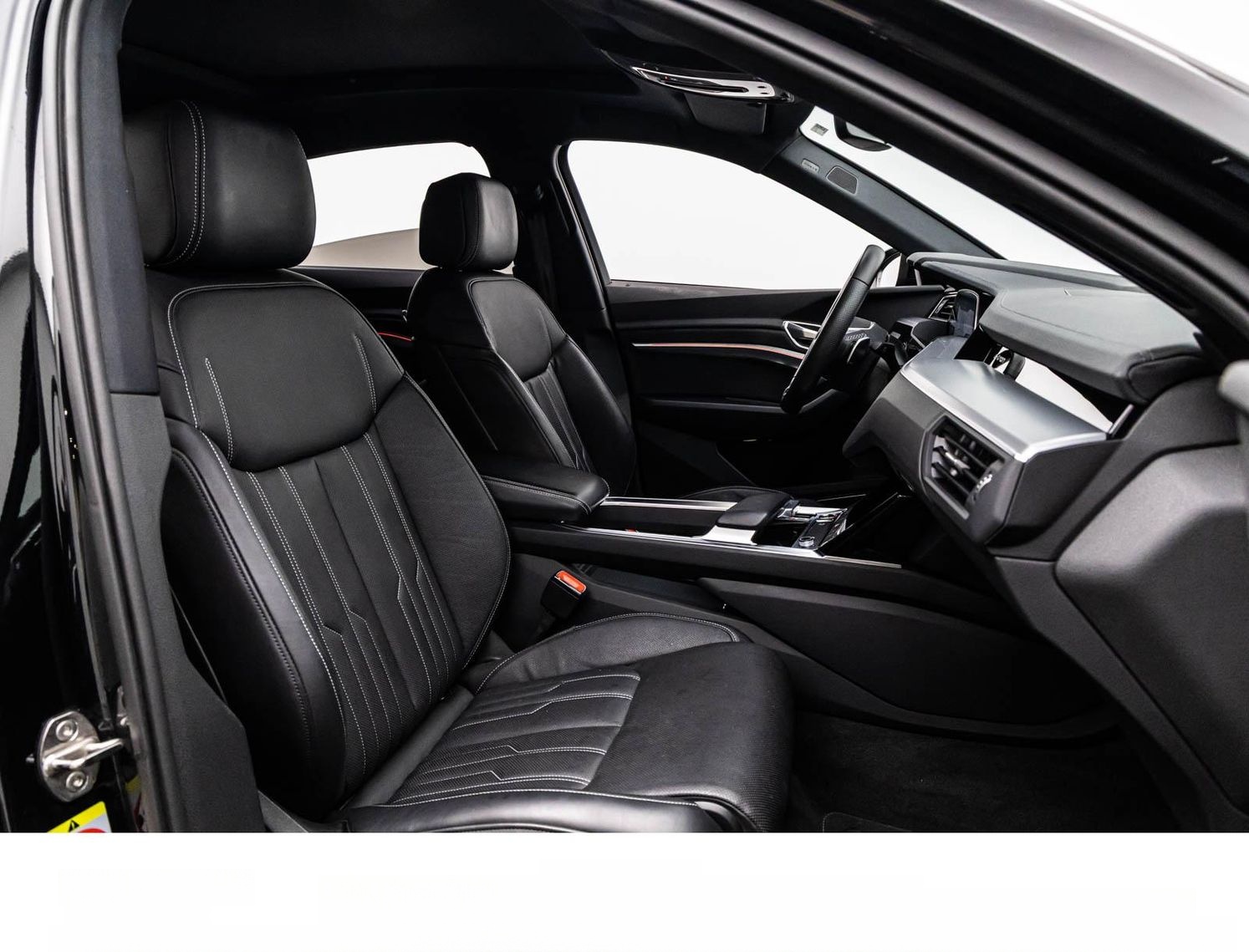 Audi E-TRON SPORTBACK S ALL-BLACK MATRIX/HuD/PANO/360 foto 23