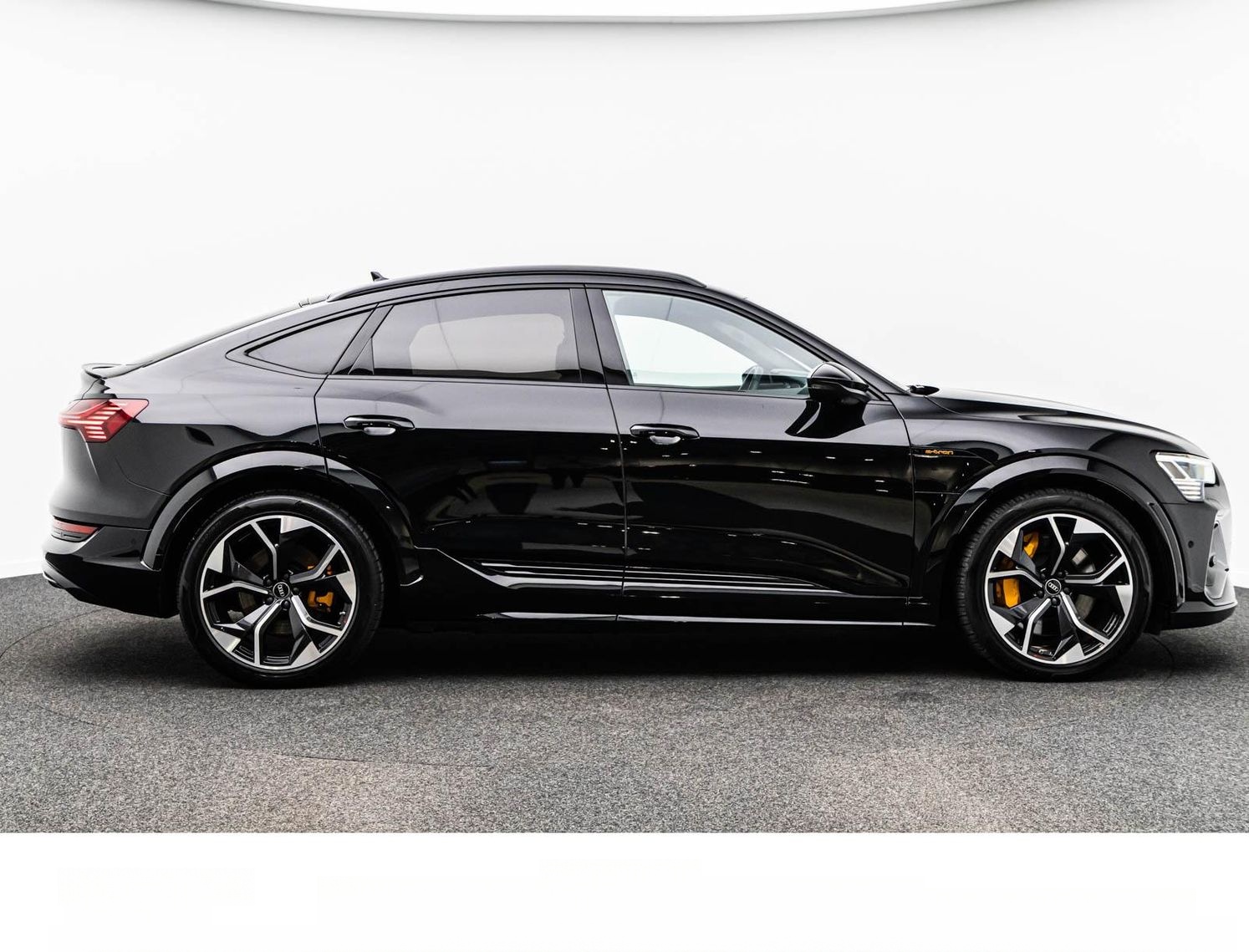 Audi E-TRON SPORTBACK S ALL-BLACK MATRIX/HuD/PANO/360 foto 8