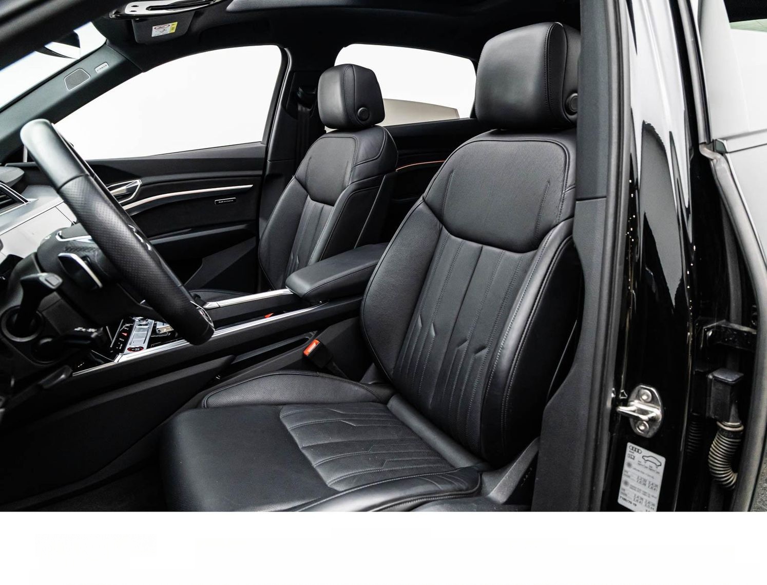 Audi E-TRON SPORTBACK S BLACK/MTRX/ACC/PANO/AHK/KAM. foto 16