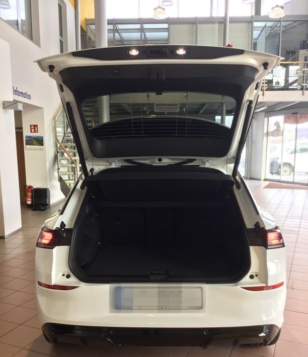 Volkswagen T-ROC R-Line 18"LM 3AC+ LED+ Kessy RCam Ambi30 L foto 4