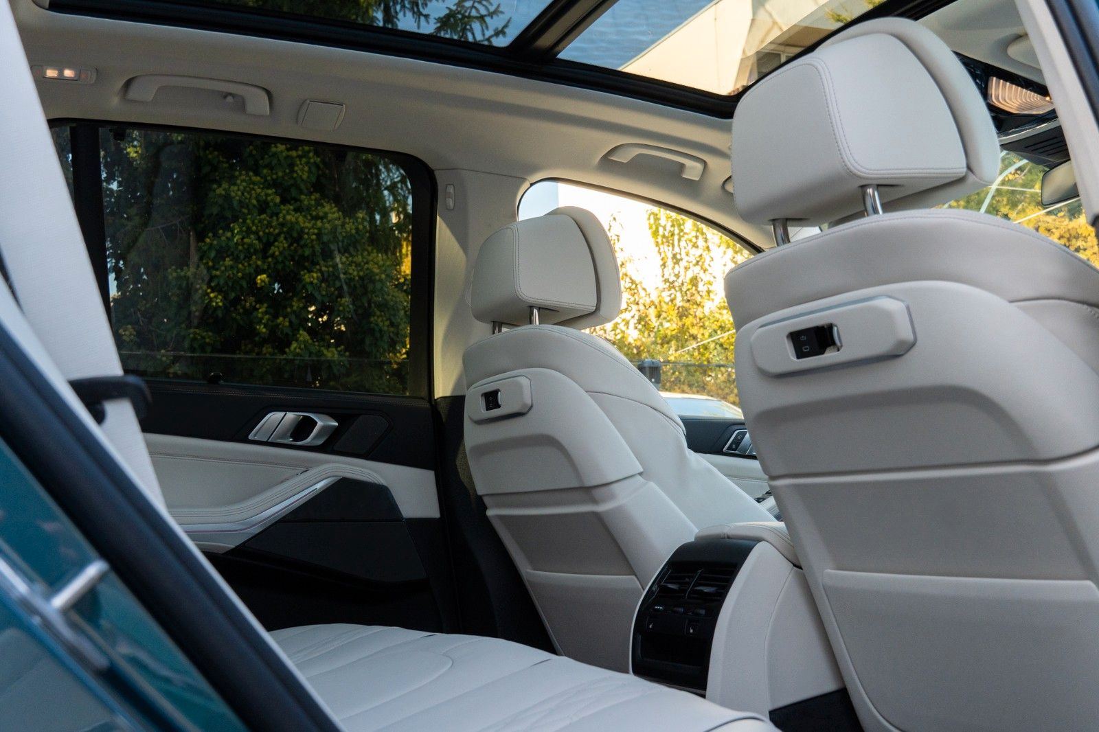 BMW X5 50e DR.ASS.PRO.PANO.LUFTF.H/K.360.AHK.22m foto 17