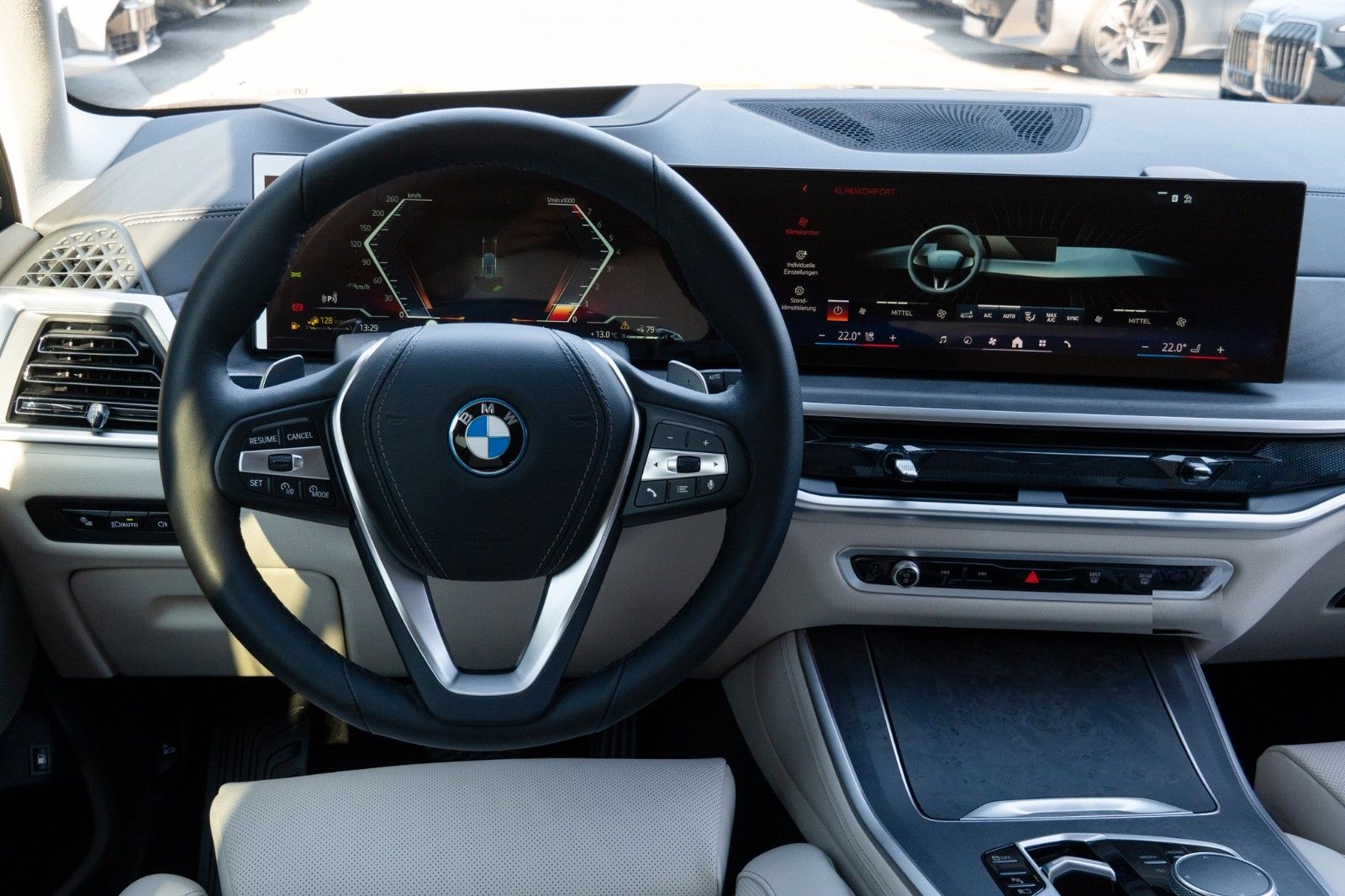 BMW X5 50e DR.ASS.PRO.PANO.LUFTF.H/K.360.AHK.22m foto 8