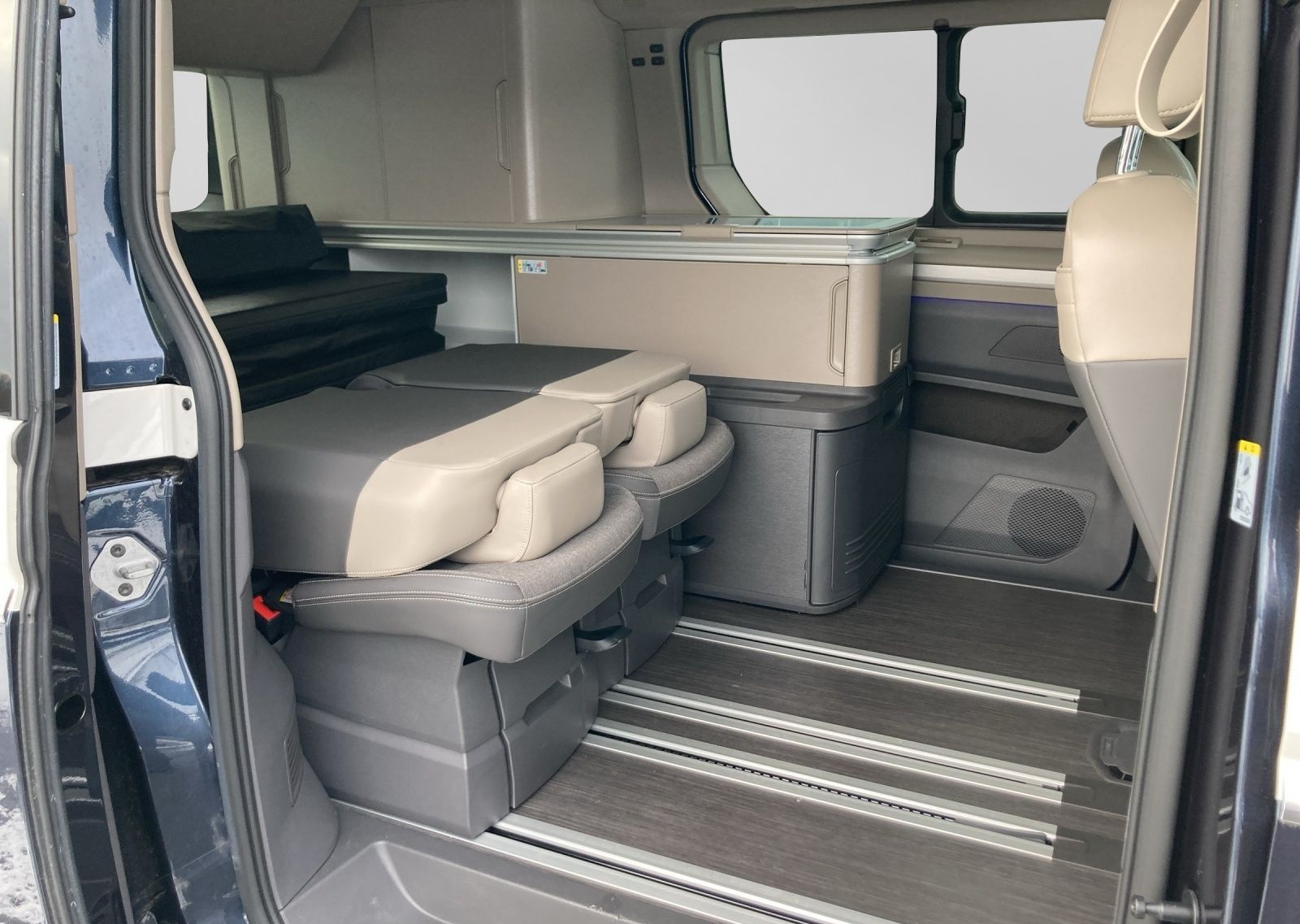 Volkswagen T7 California TSI DSG OCEAN IQ.LIGHT ACC KAMERA foto 6