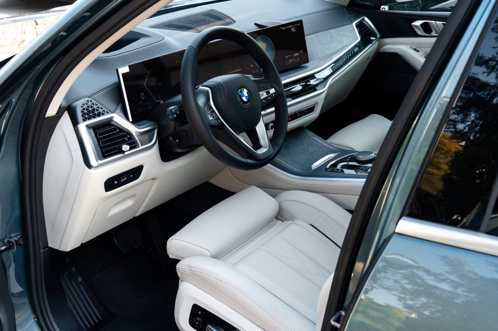 BMW X5 50e LUFTF.PANORAMA.DR.ASS.PRO.H/K.360.AHK.22" foto 11