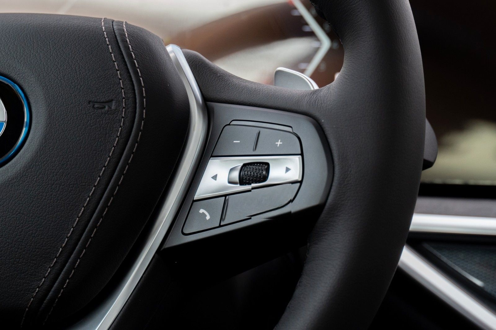 BMW X5 50e LUFTFEDER.PANORAMA.360.DR.ASS.PRO.AHK.22" foto 20