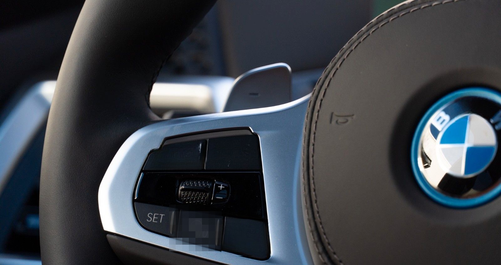 BMW X5 50e M SPORT.DR.ASS.PRO.PANO.LUFTF.360.H/K. foto 17