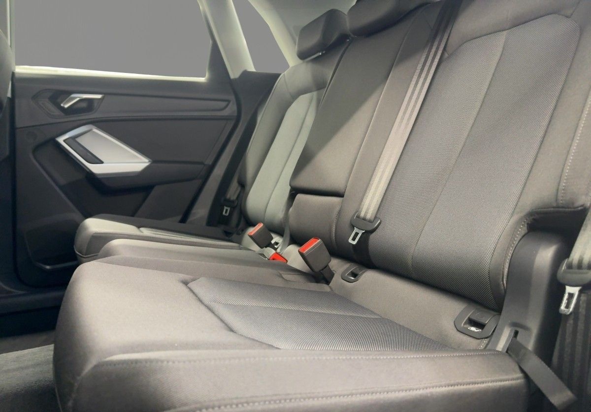 Audi Q3 35 TDI Navi virtual LED DAB foto 10