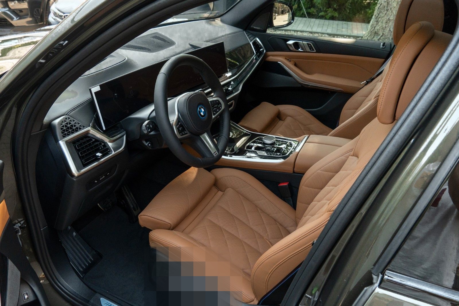 BMW X5 50e M SPORT.LUFTF.PANO.DR.ASS.360.H/K.AHK.22" foto 11