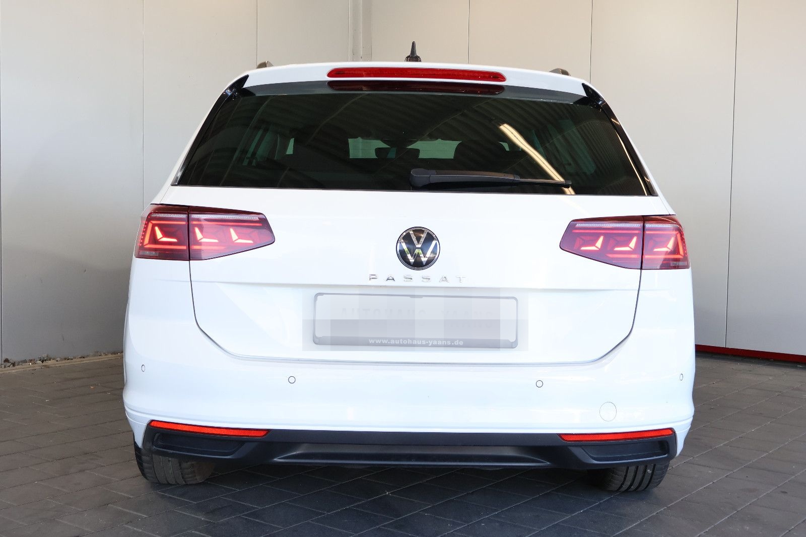 Volkswagen Passat 2.0 TDI Bus.AID+MATRIX+360°+KEY+LEDER+AHK foto 5