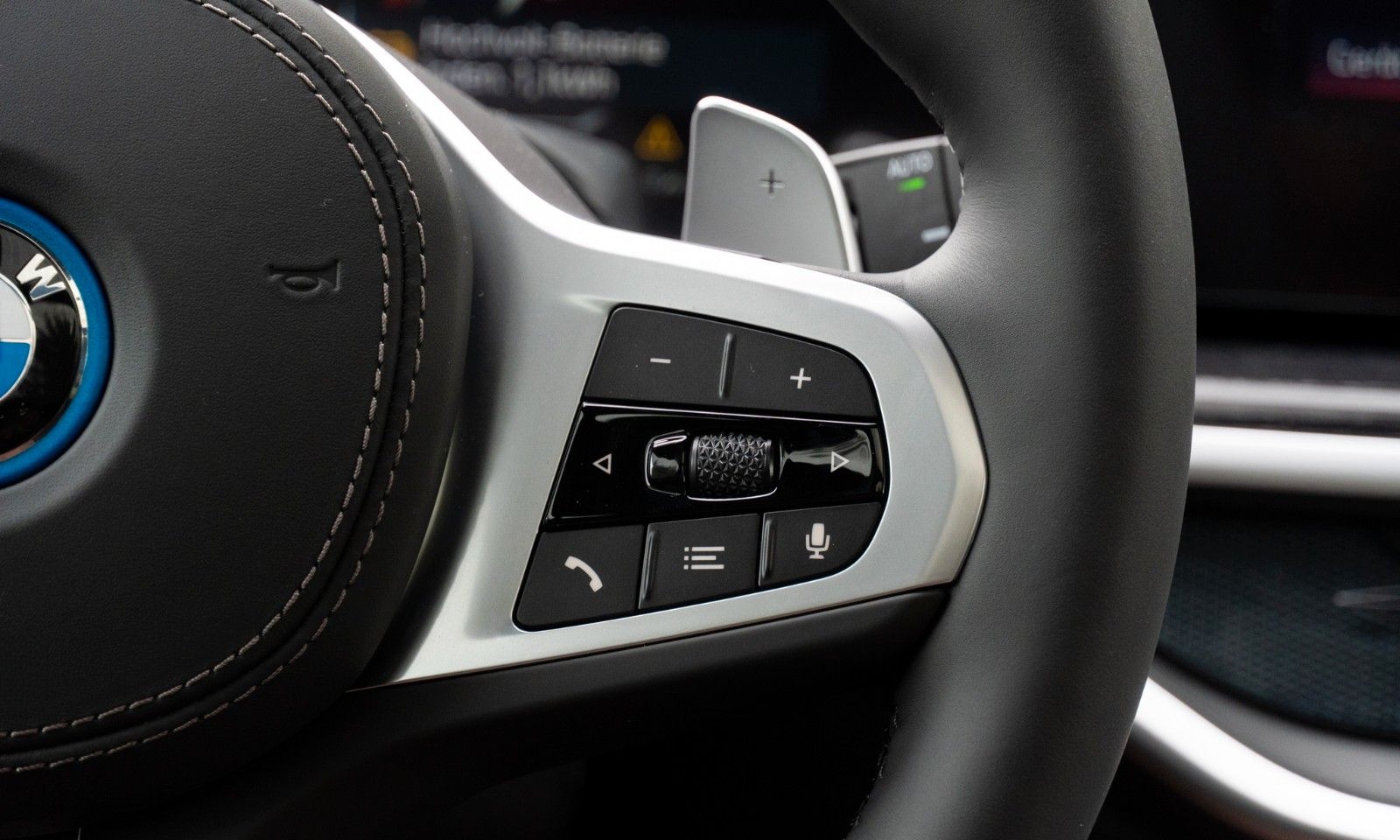 BMW X5 50e M SPORT.LUFTF.PANO.DR.ASS.H/K.360.AHK.22" foto 23