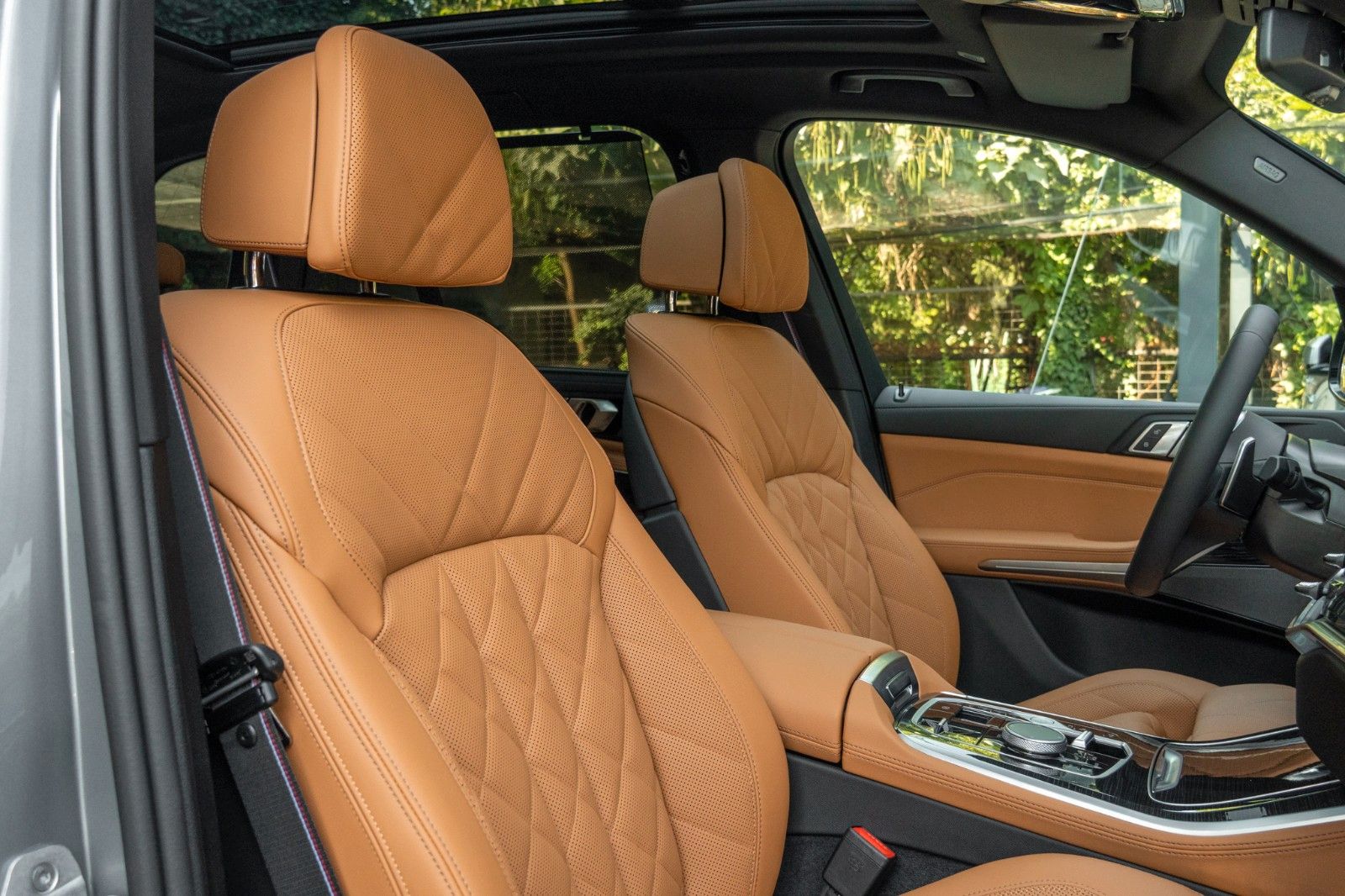 BMW X5 50e M SPORT.LUFTF.PANO.DR.ASS.H/K.HUD.AHK.22" foto 24