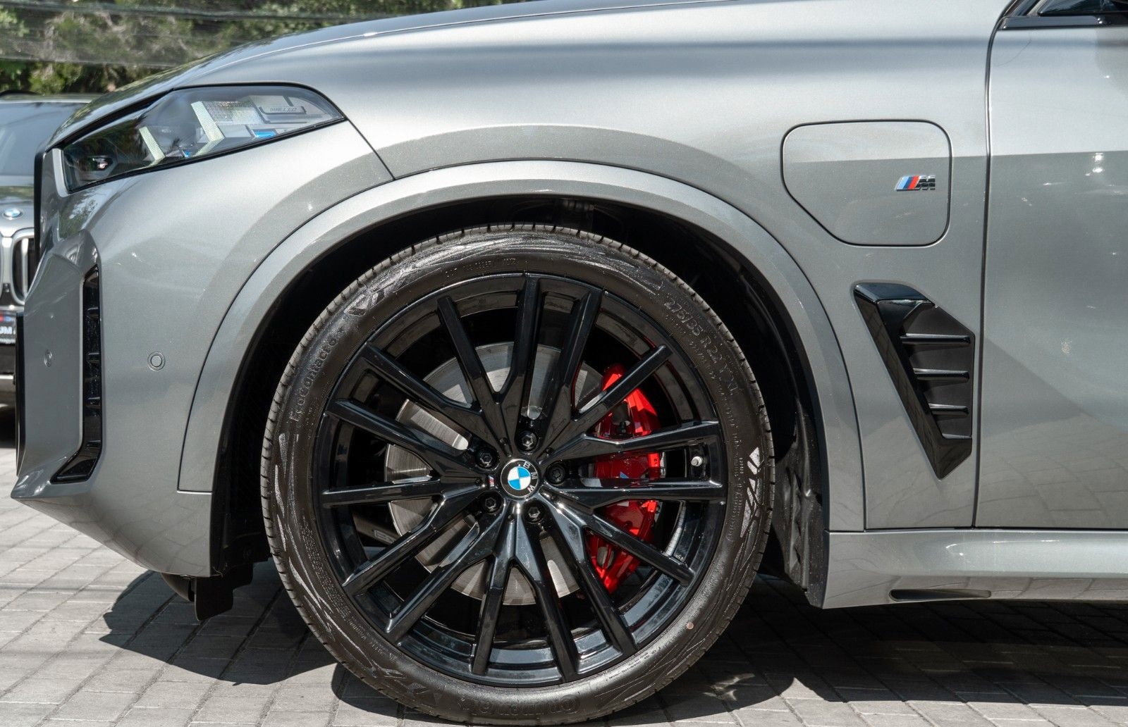 BMW X5 50e M SPORT.LUFTF.PANO.DR.ASS.H/K.HUD.AHK.22" foto 9