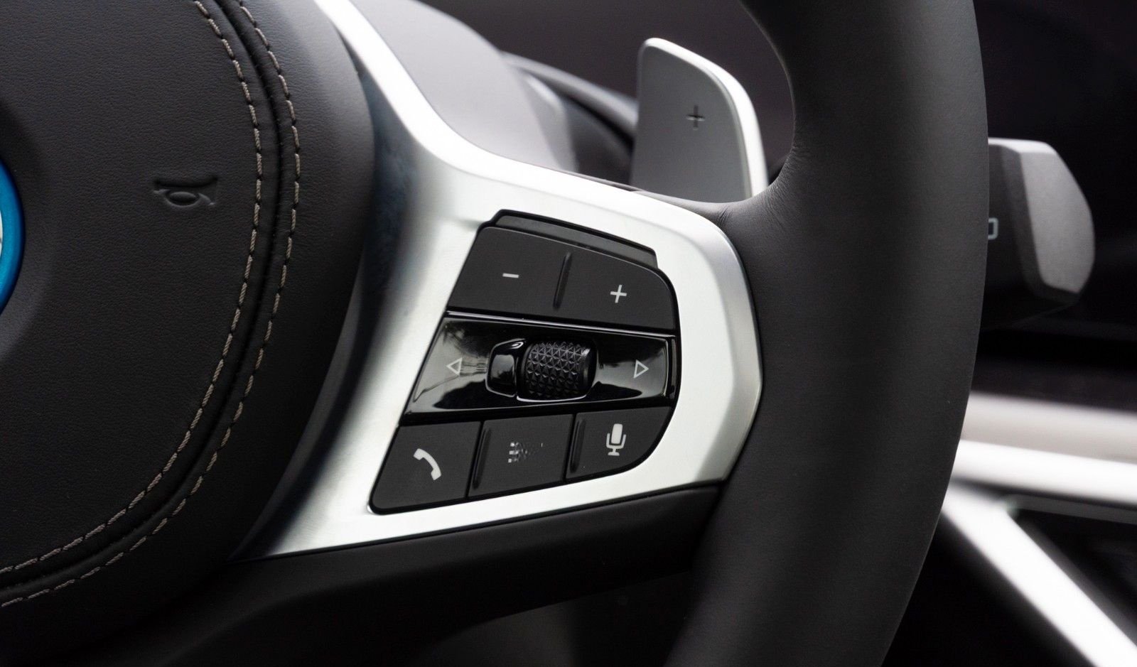 BMW X5 50e M SPORT.LUFTF.PANO.DR.ASS.PRO.360.AHK.22" foto 13