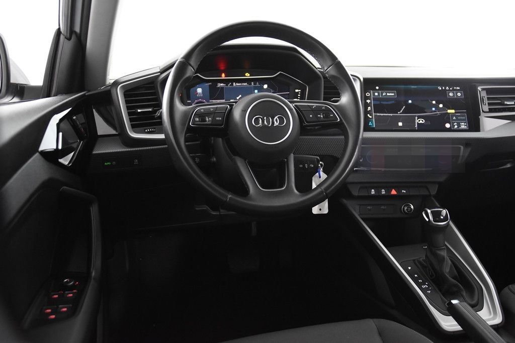 Audi A1 30 TFSI S-line Sportback *1.Hand*Navi* foto 18